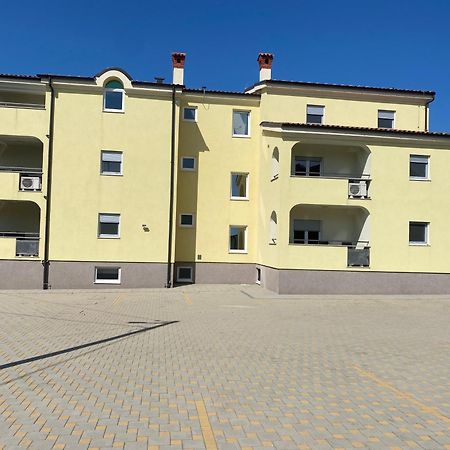 Villa Livi - Luxury Sea View Appartments Medulin Bagian luar foto
