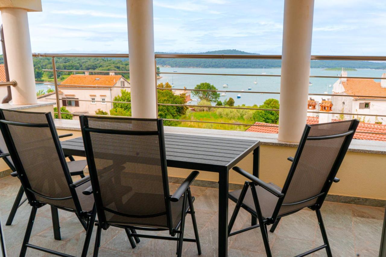 Villa Livi - Luxury Sea View Appartments Medulin Bagian luar foto